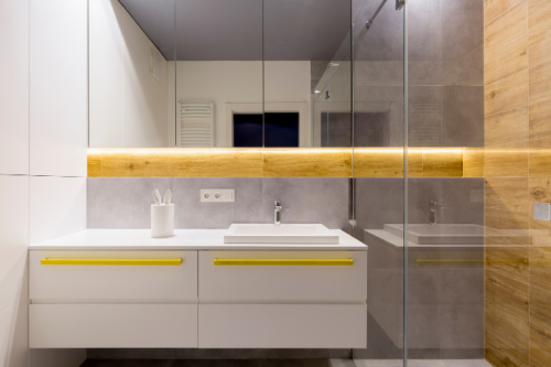 Are You Using These Techniques for Optimal Results for Glass, Mirror, and Stainless Steel&##x3f;
